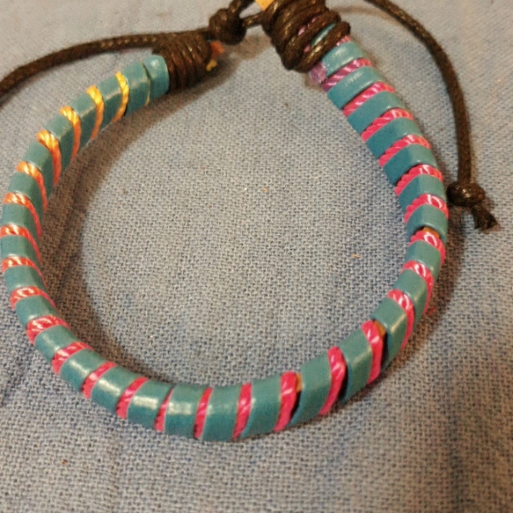 Bracelet